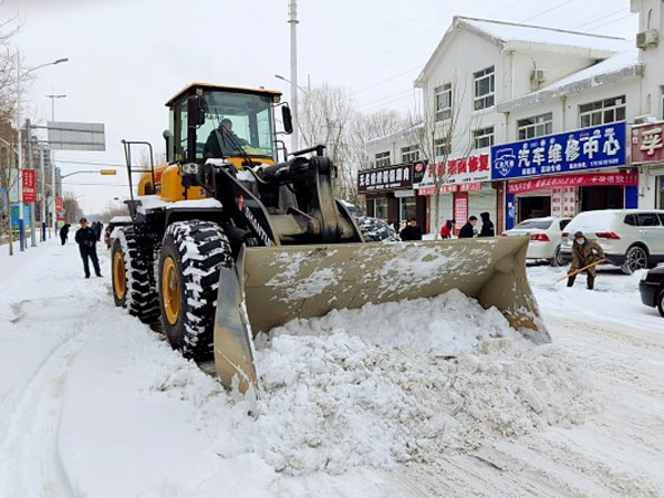 除雪保畅，PG电子游戏铁肩路义勇担沉任！